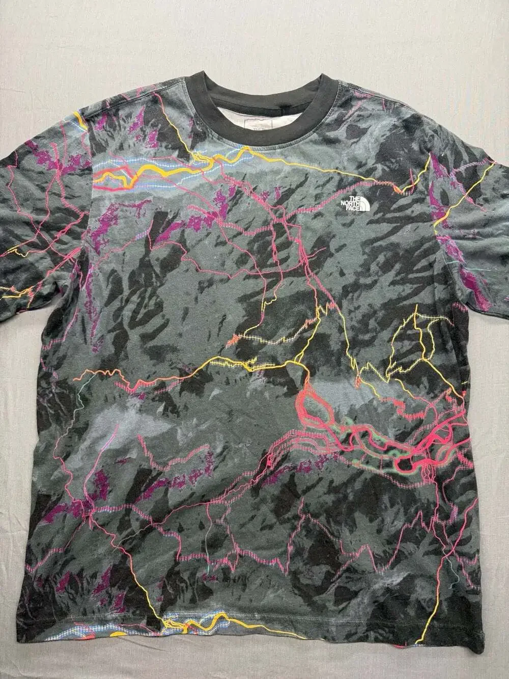 The North Face Trail Glow Printed Graphic Short Sleeve T-Shirt